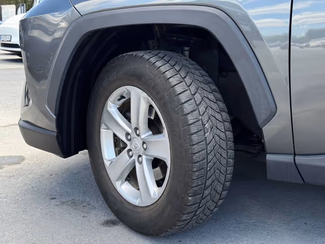 Toyota RAV4 - зображення 5