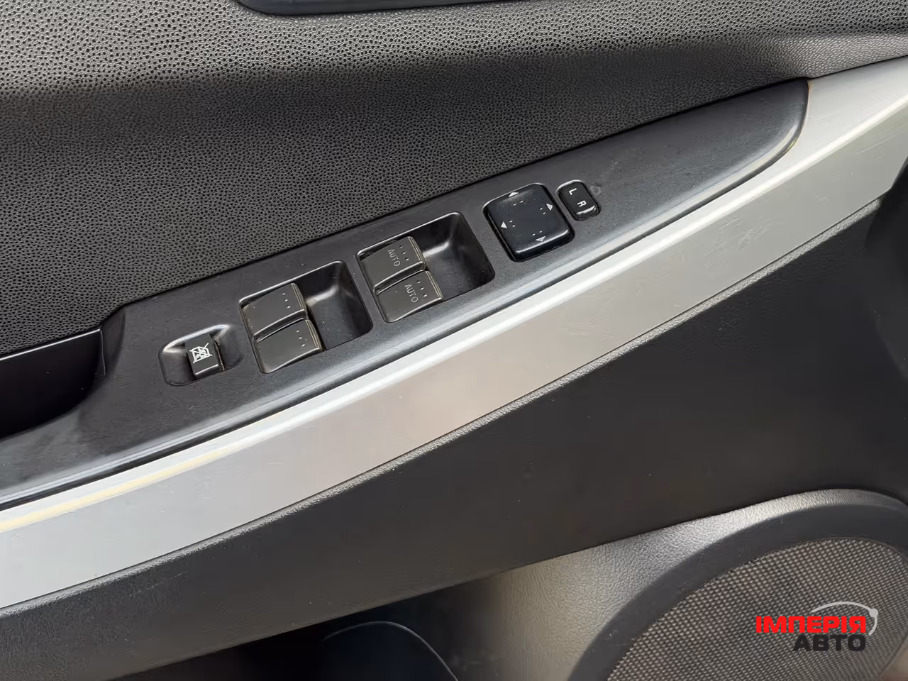 Mazda CX-7 - фото 36