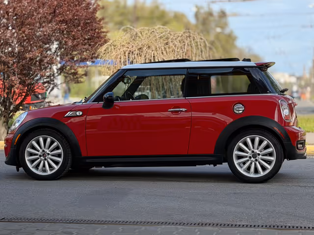 Mini Hatch - фото 2
