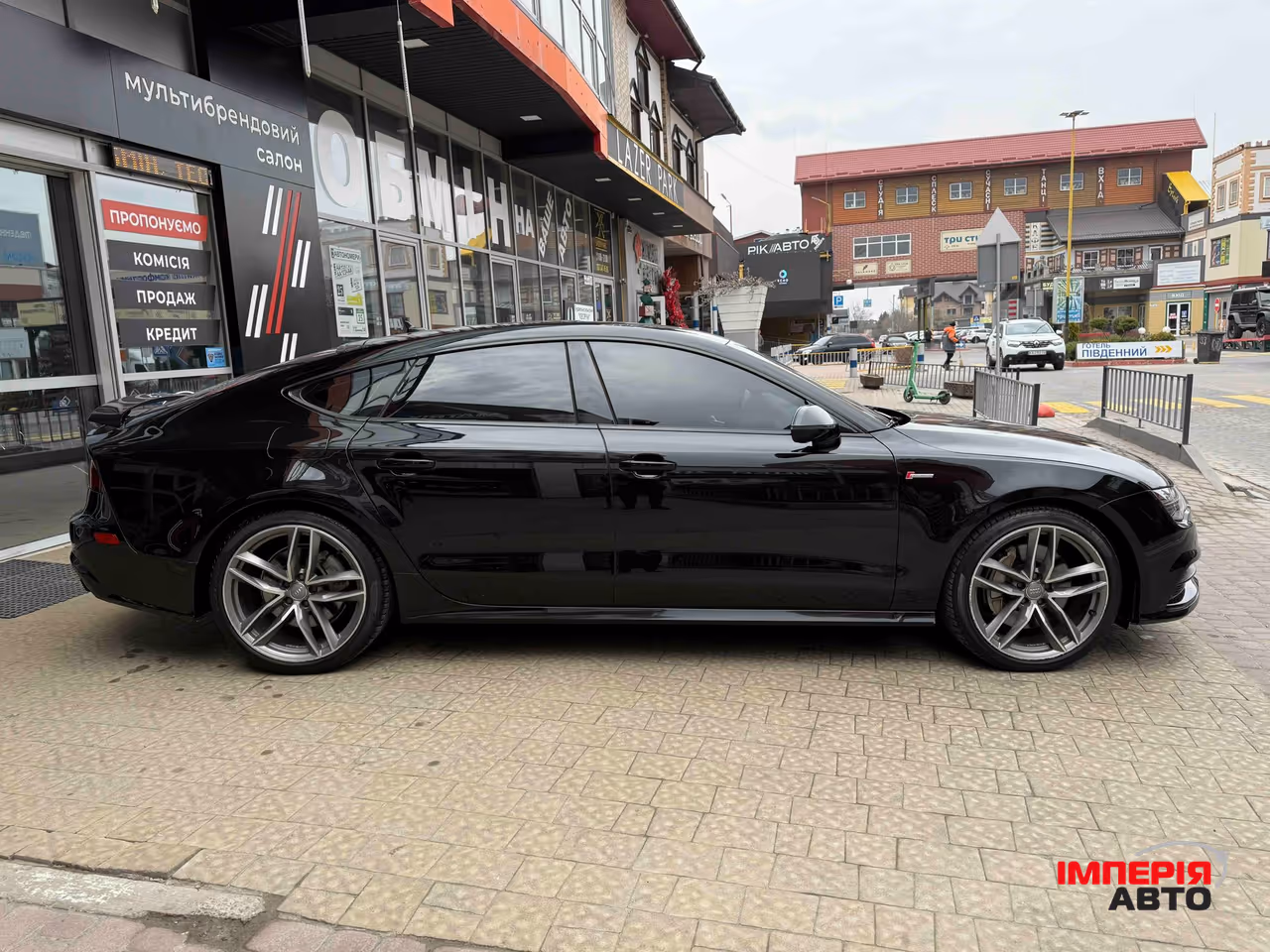 Audi A7 - фото 6