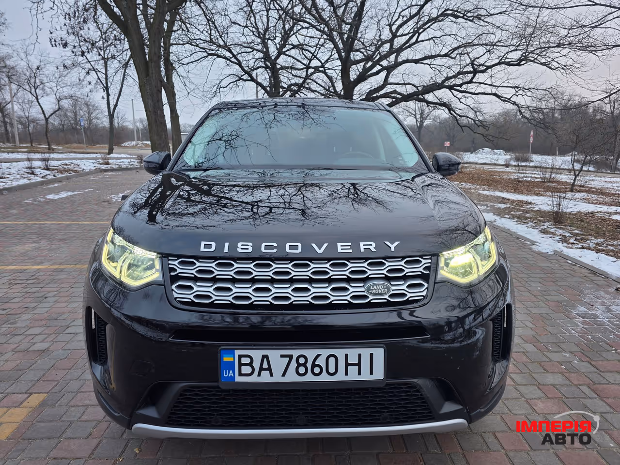 Land Rover Discovery Sport - фото 1