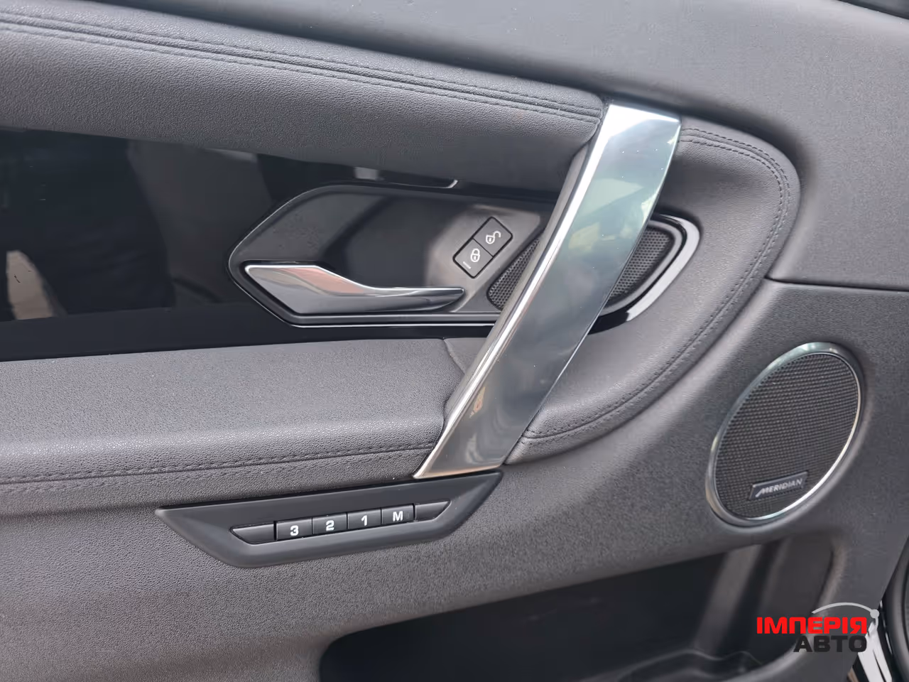 Land Rover Discovery Sport - фото 24