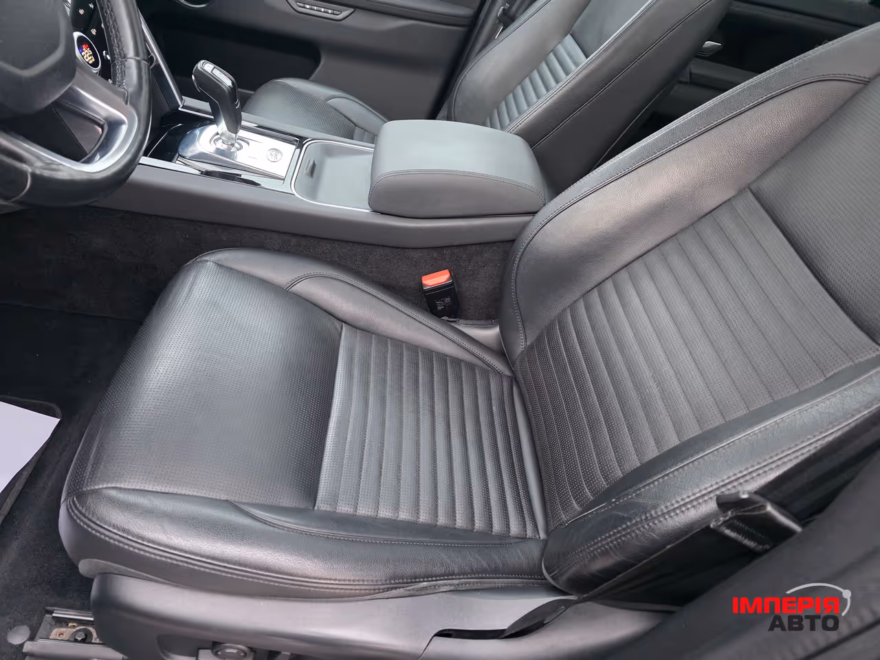 Land Rover Discovery Sport - фото 21
