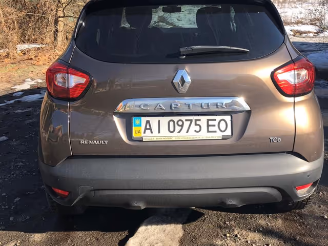 Renault Captur - фото 2