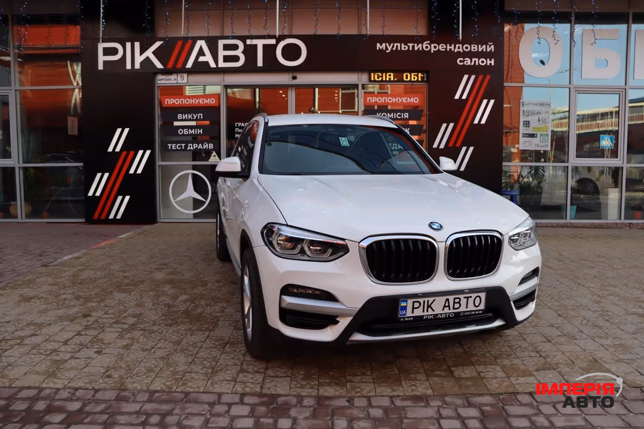 BMW X3 - фото 1
