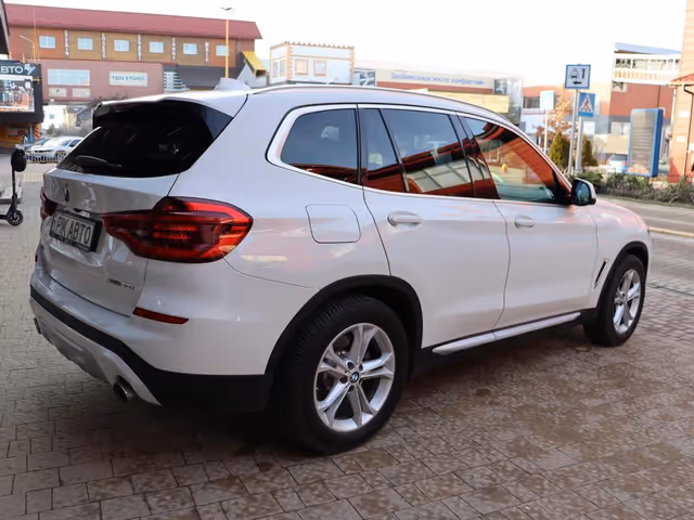 BMW X3 - фото 3