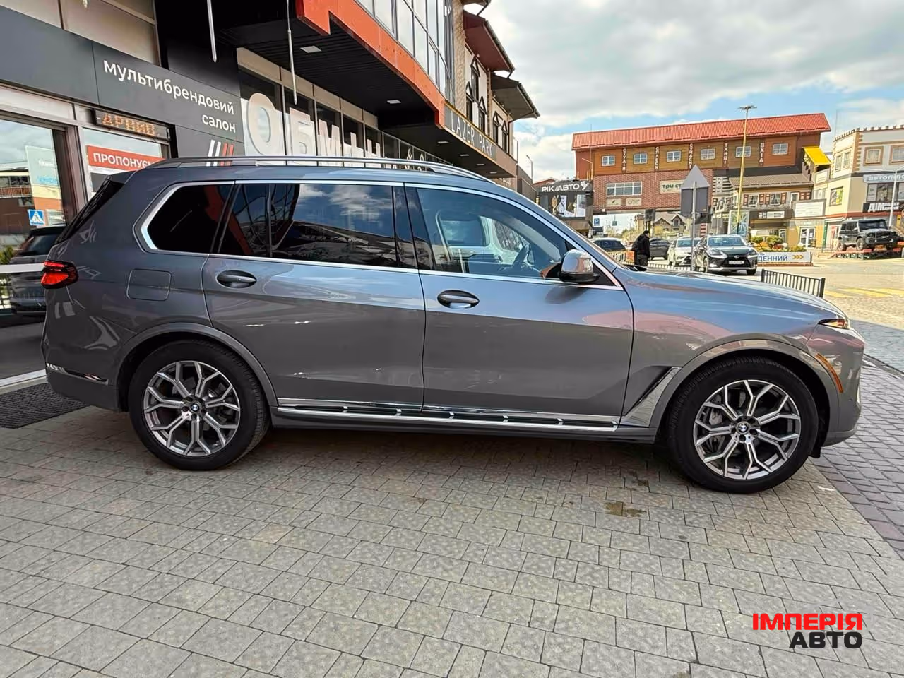 BMW X7 - фото 3