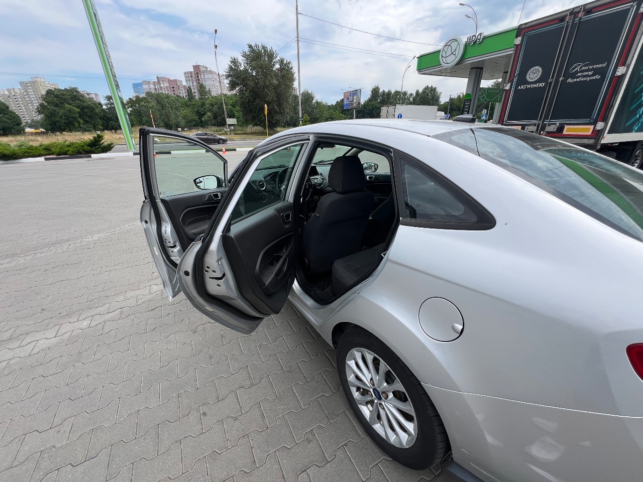 Ford Fiesta - фото 10