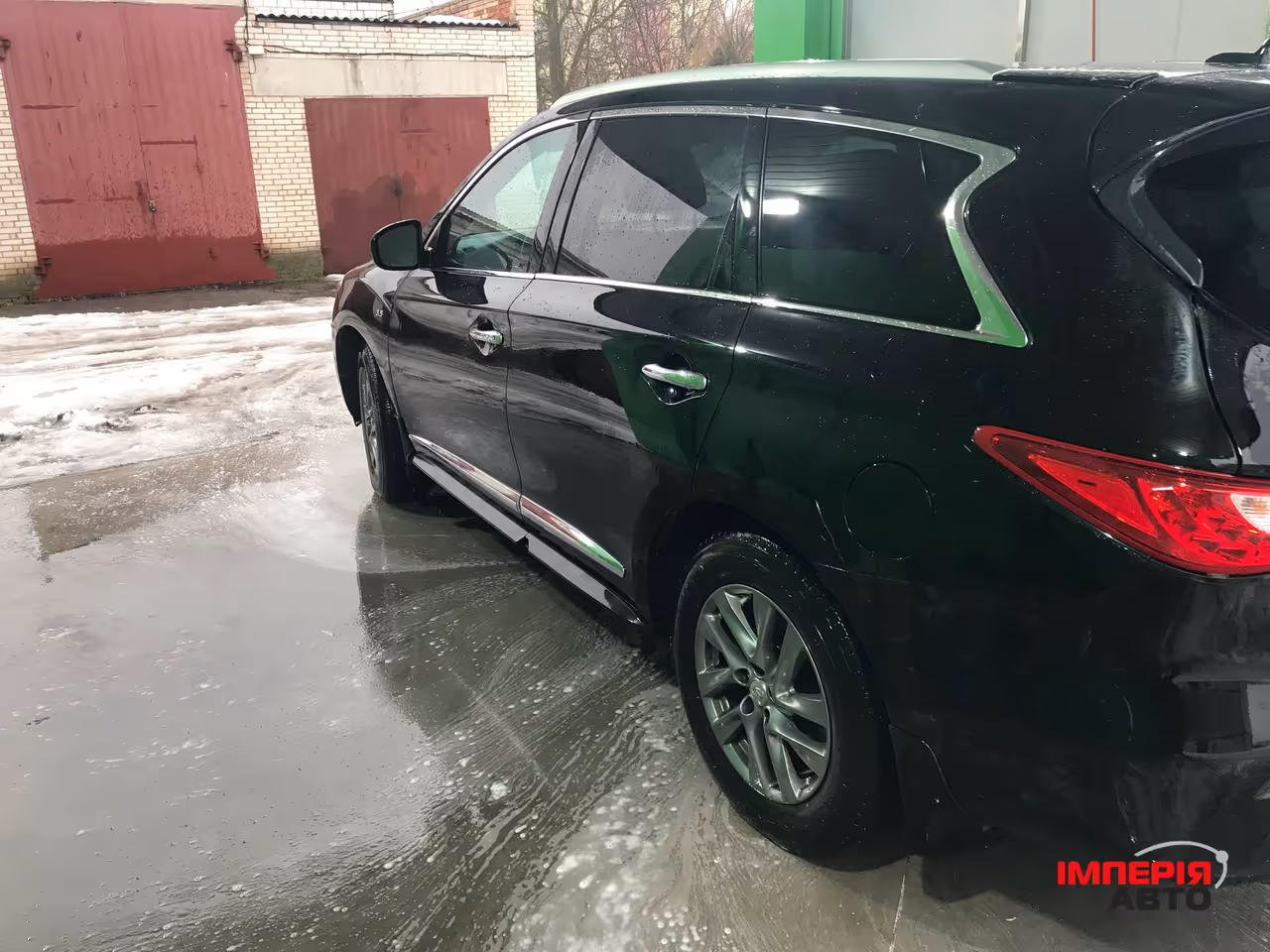 Infiniti QX60 - фото 1