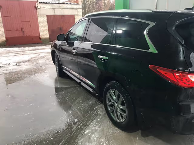 Infiniti QX60 - фото 1