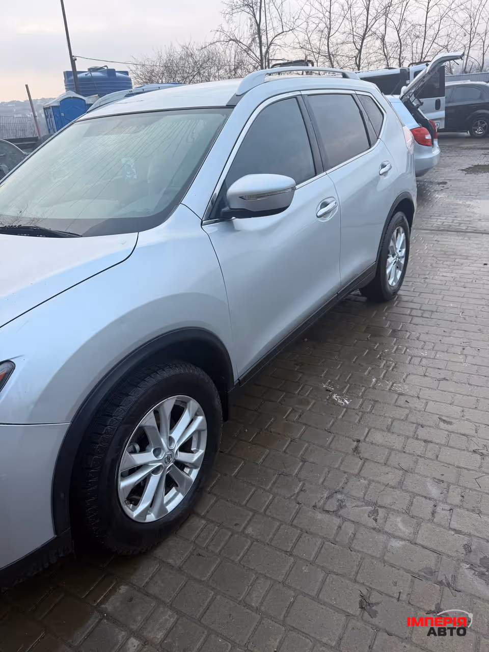 Nissan Rogue - фото 4