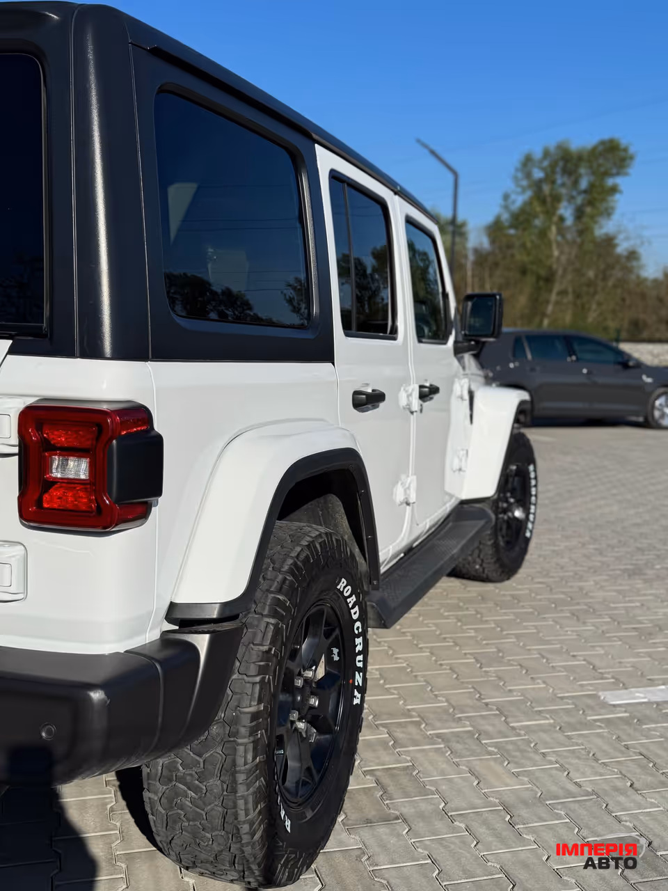 Jeep Wrangler - фото 4