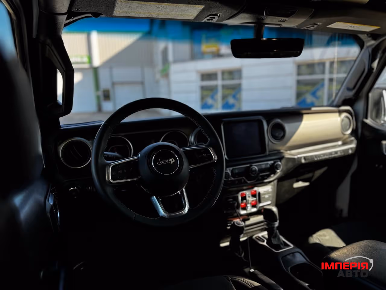 Jeep Wrangler - фото 5