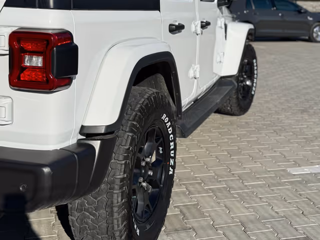Jeep Wrangler - фото 4