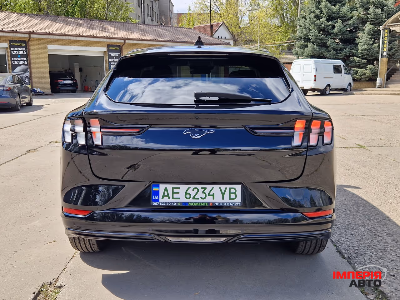 Ford Mustang Mach-E - фото 5