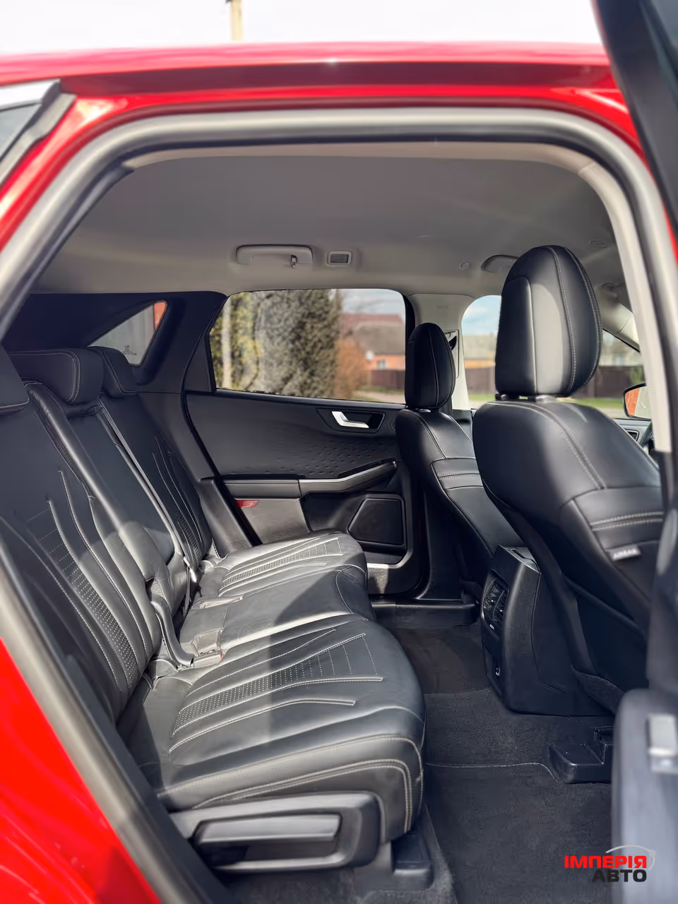 Ford Kuga - фото 16