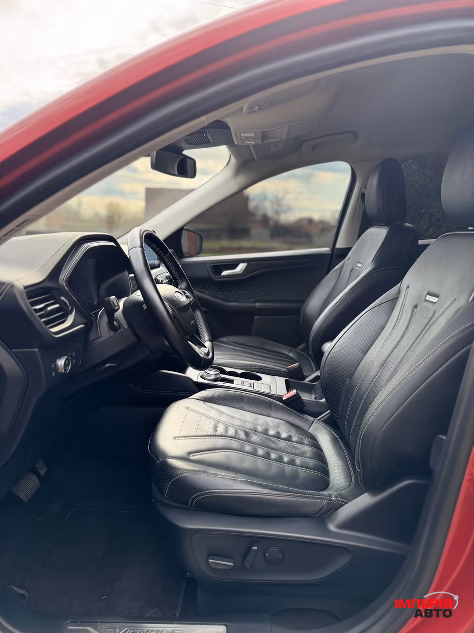 Ford Kuga - фото 9