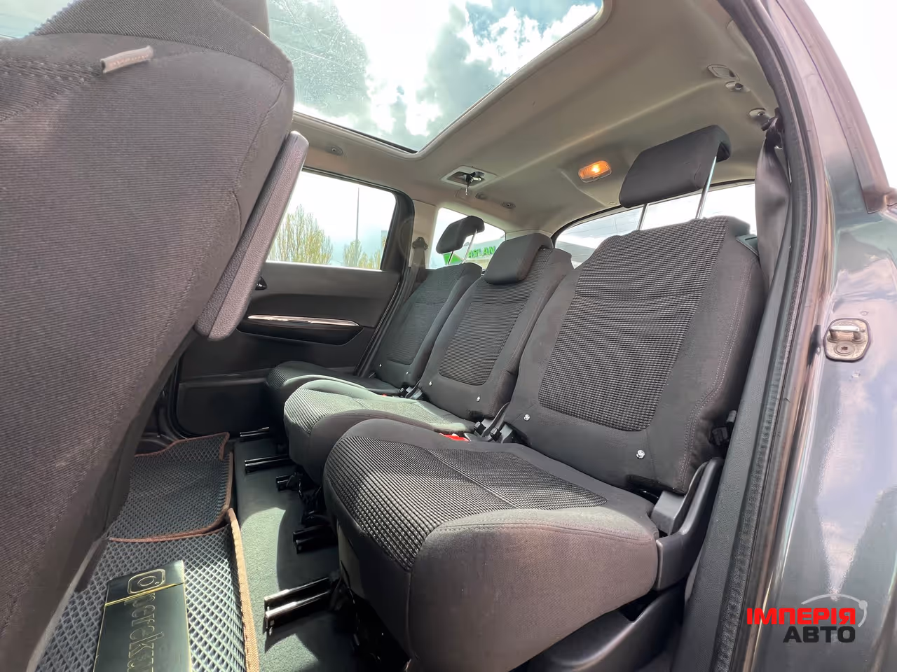 Peugeot 5008 - фото 16