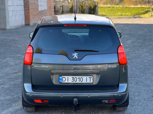 Peugeot 5008 - фото 4