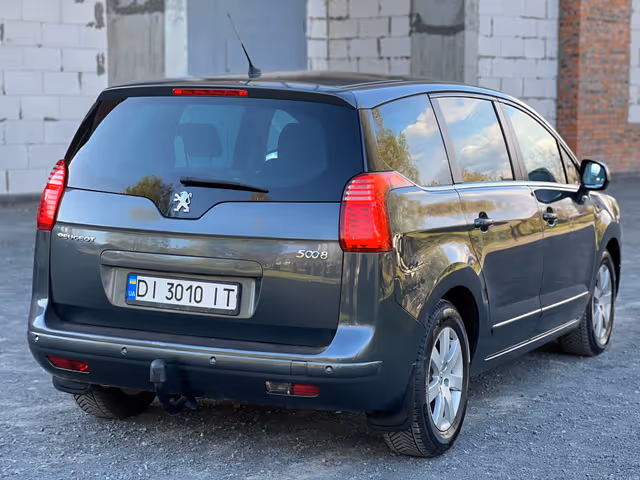 Peugeot 5008 - фото 5