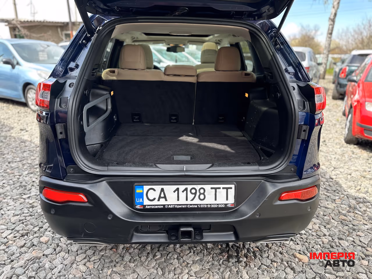 Jeep Cherokee - фото 10
