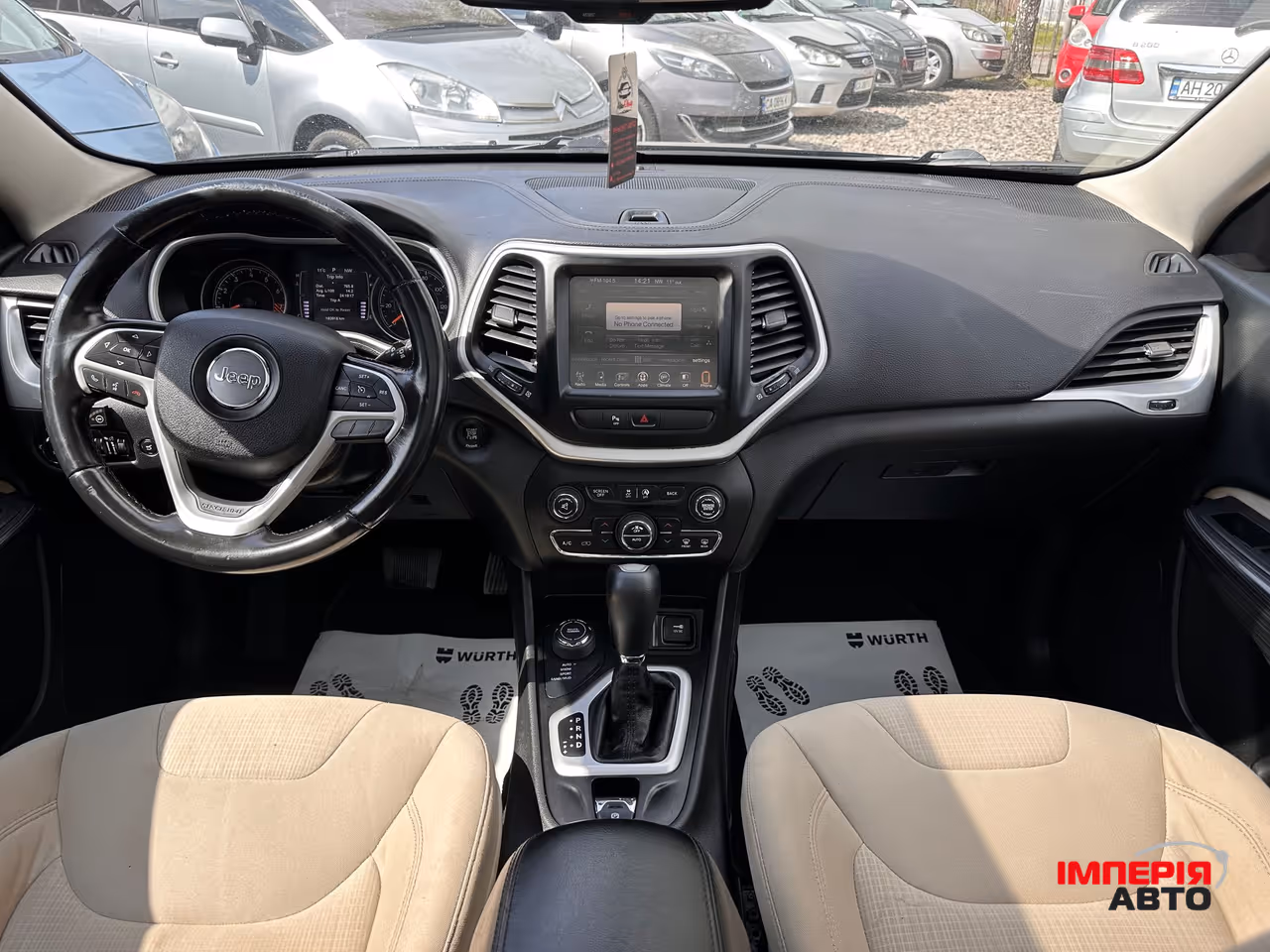 Jeep Cherokee - фото 4