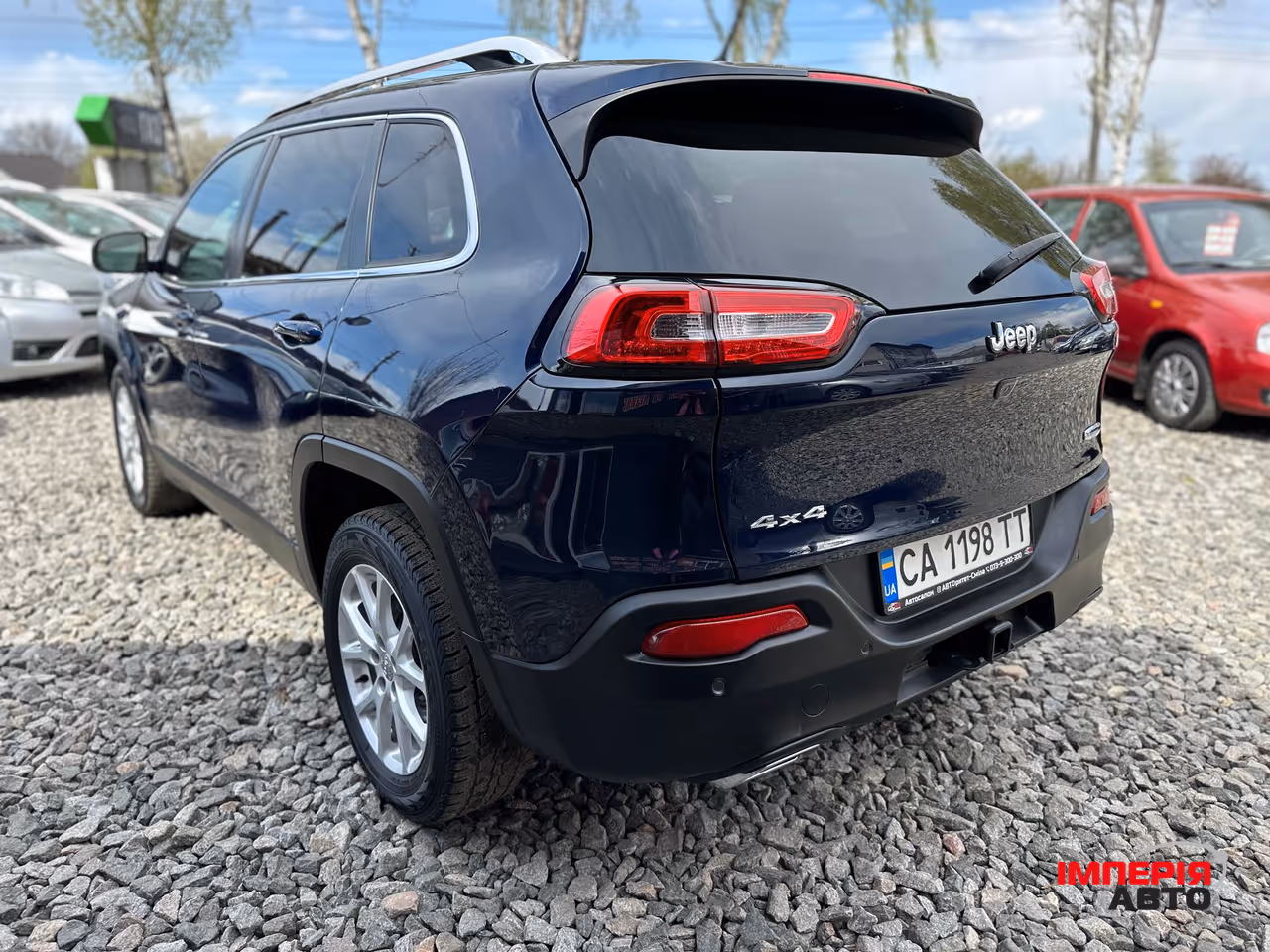 Jeep Cherokee - фото 14