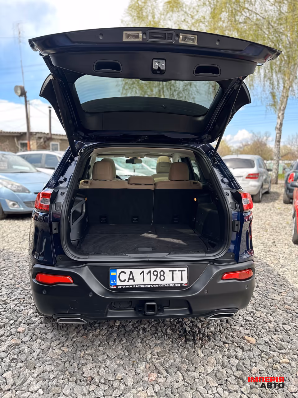 Jeep Cherokee - фото 11