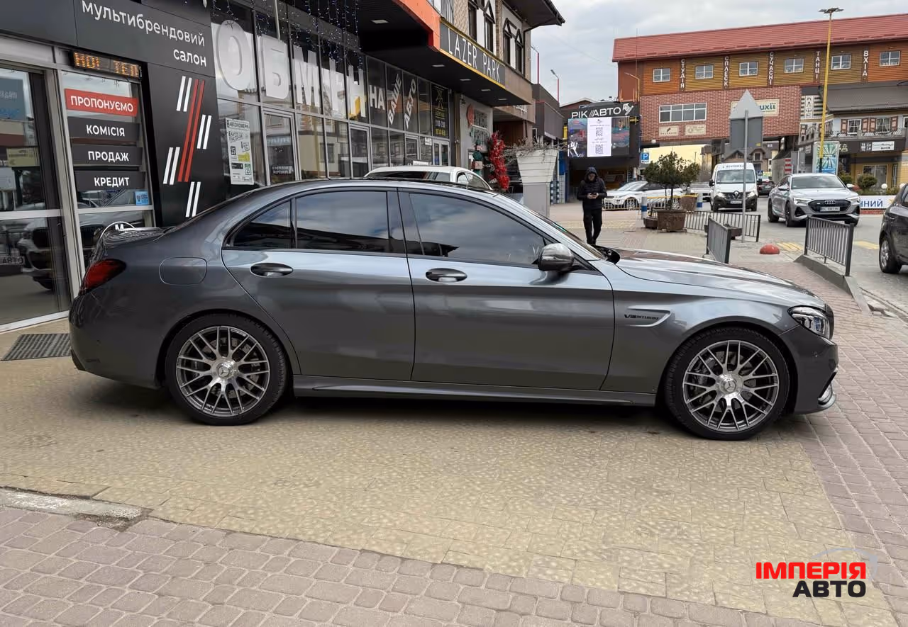 Mercedes-Benz C-Класс AMG - фото 3