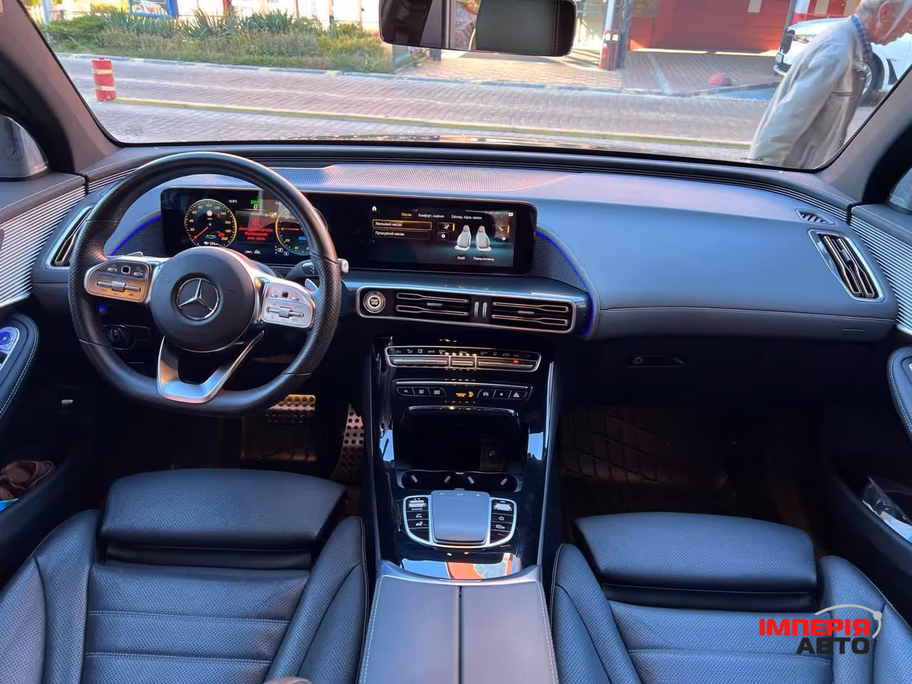 Mercedes-Benz EQC - фото 7