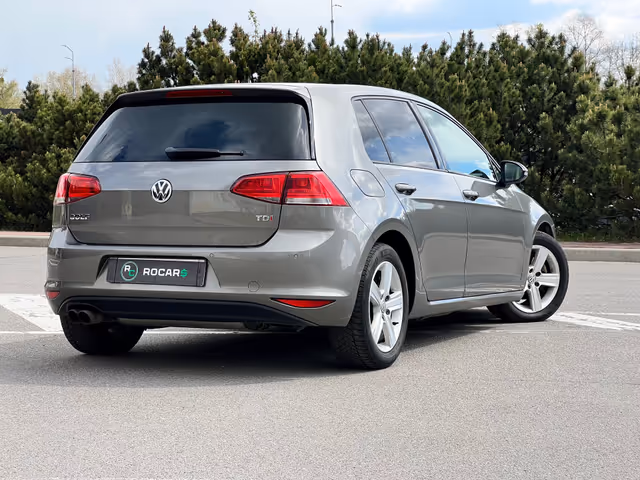 Volkswagen Golf GTD - фото 5