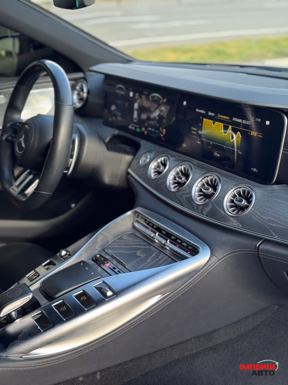 Mercedes-Benz AMG GT - фото 8