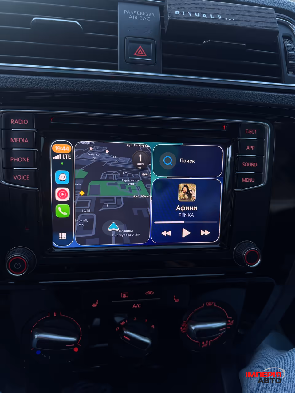 Volkswagen Jetta - фото 49