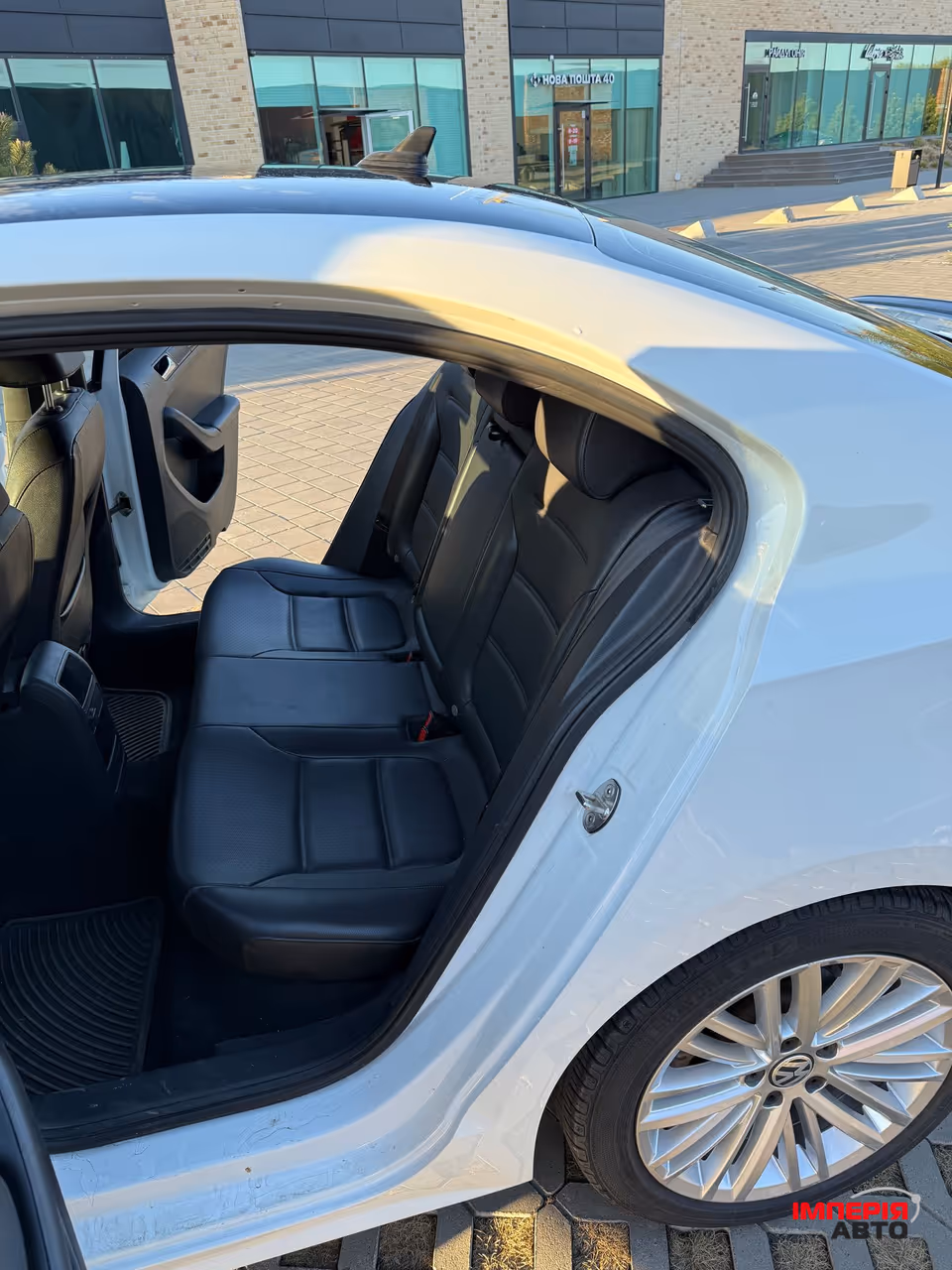Volkswagen Jetta - фото 34