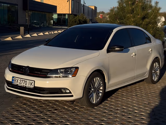 Volkswagen Jetta - фото 3