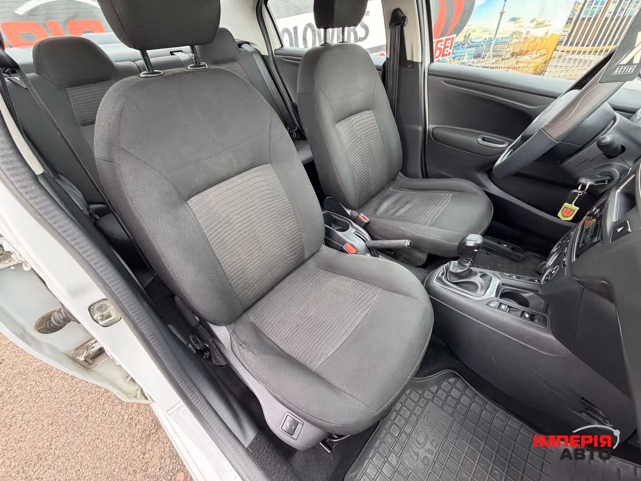 Peugeot 301 - фото 17