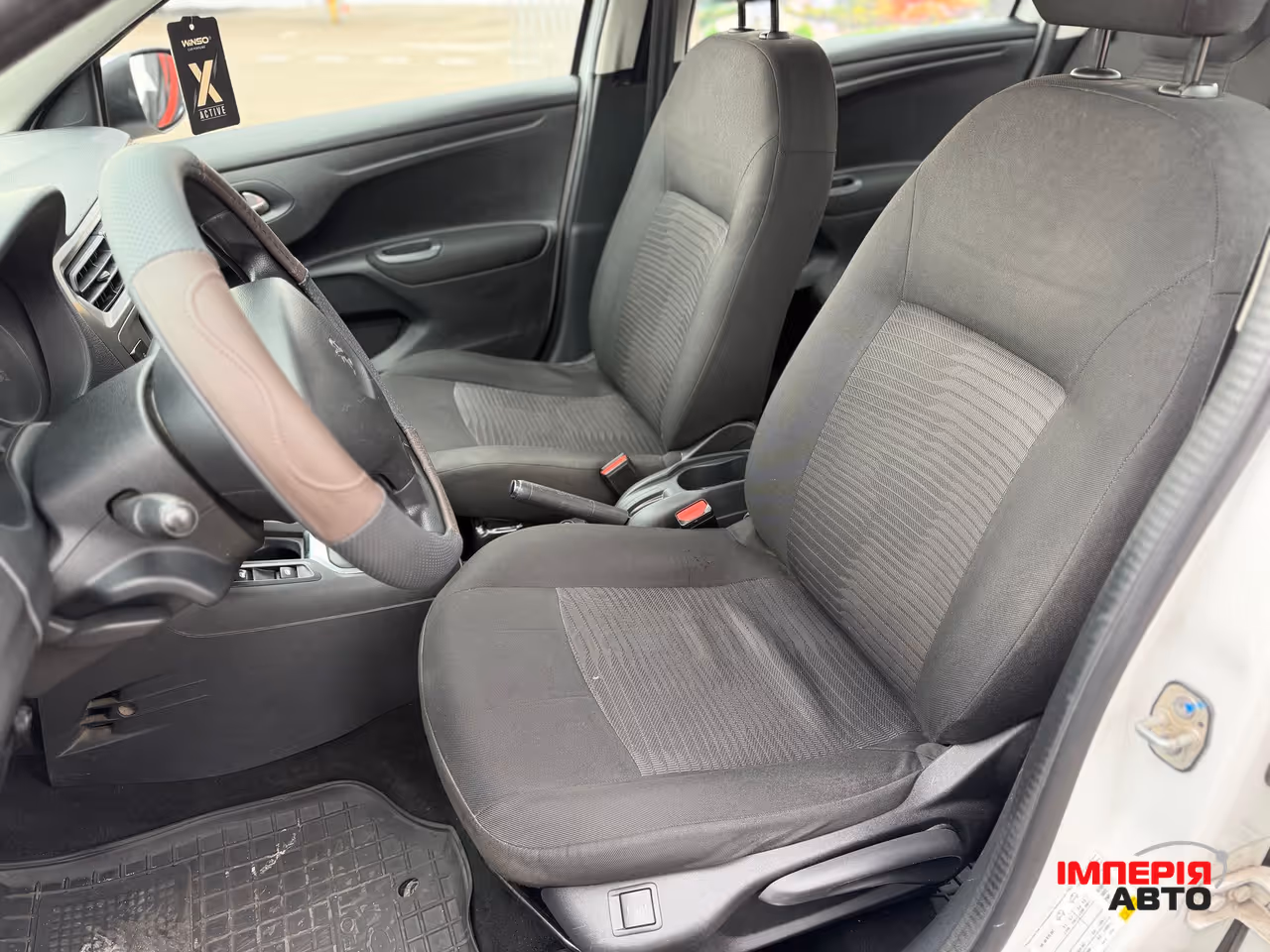 Peugeot 301 - фото 4