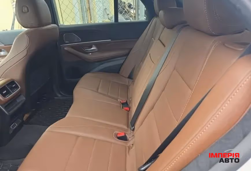 Mercedes-Benz GLE - фото 10