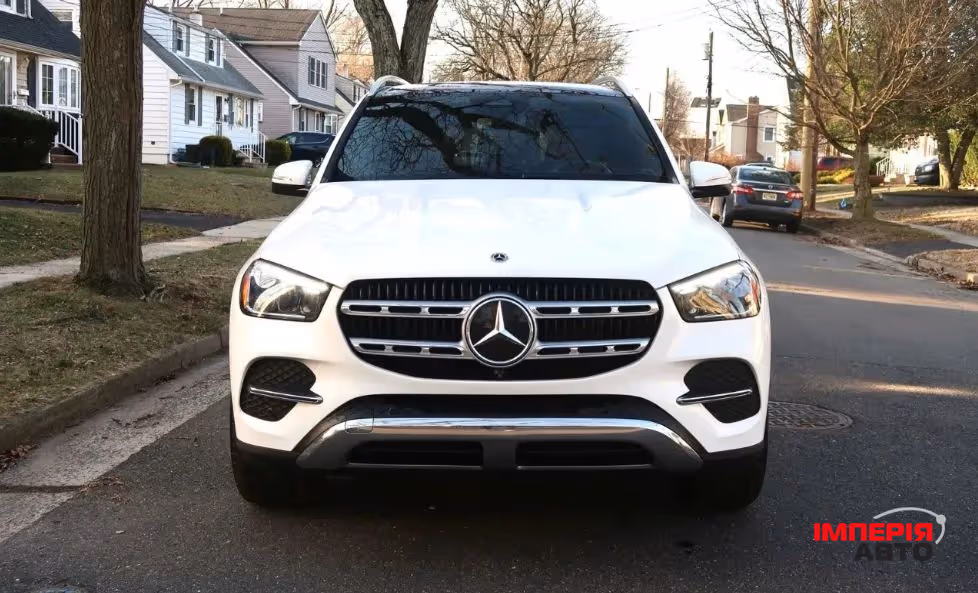 Mercedes-Benz GLE - фото 1