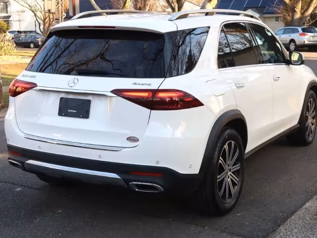 Mercedes-Benz GLE - фото 4