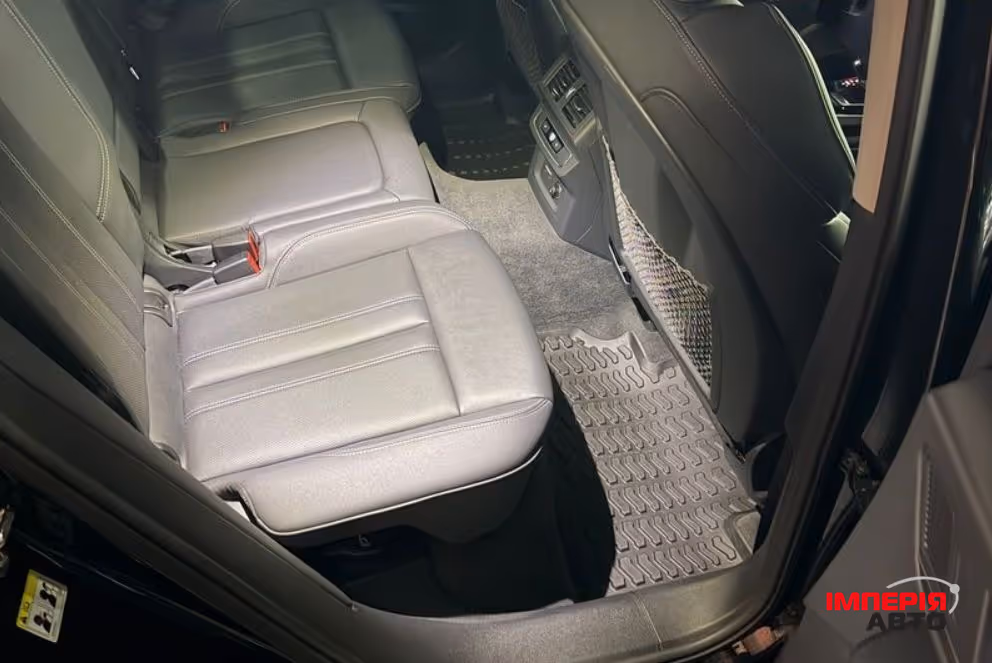 Audi Q5 - фото 8