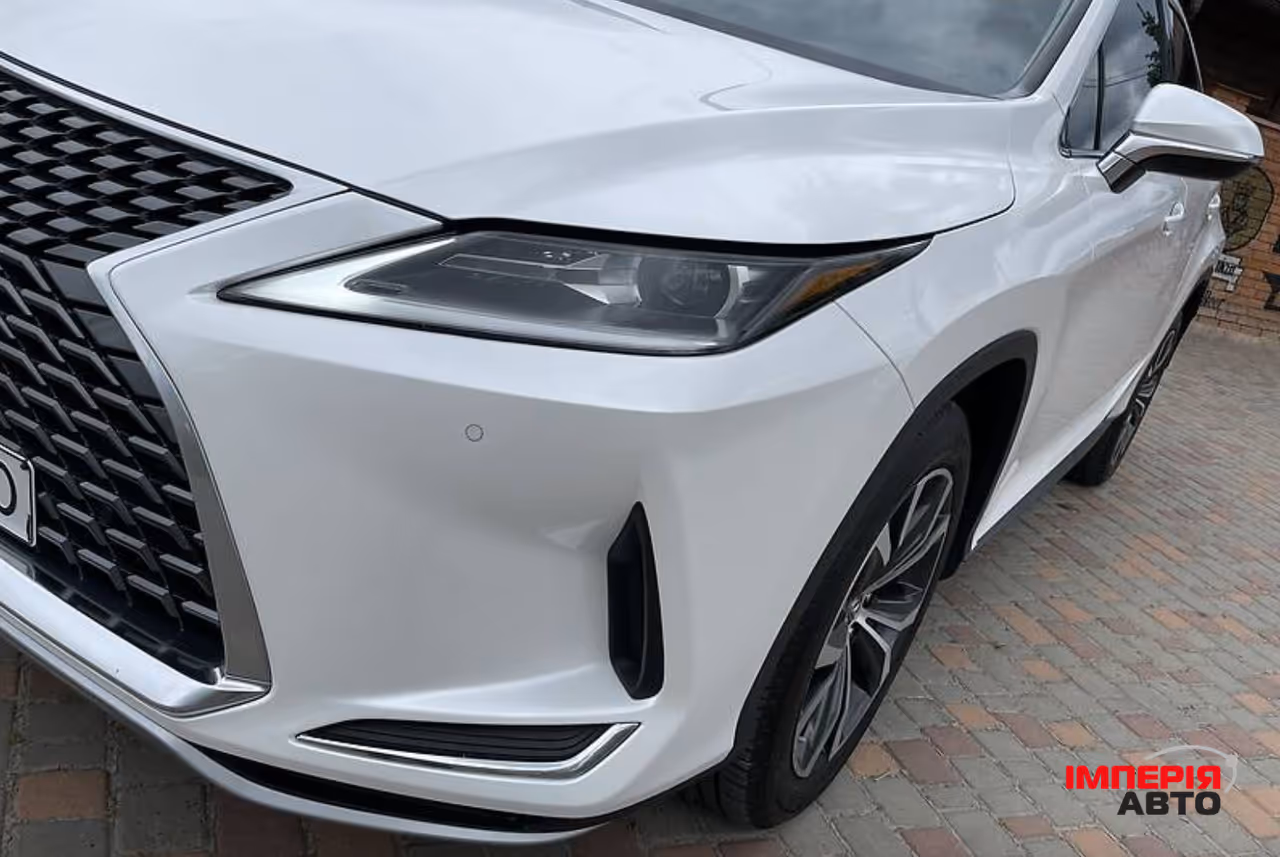 Lexus RX - фото 2