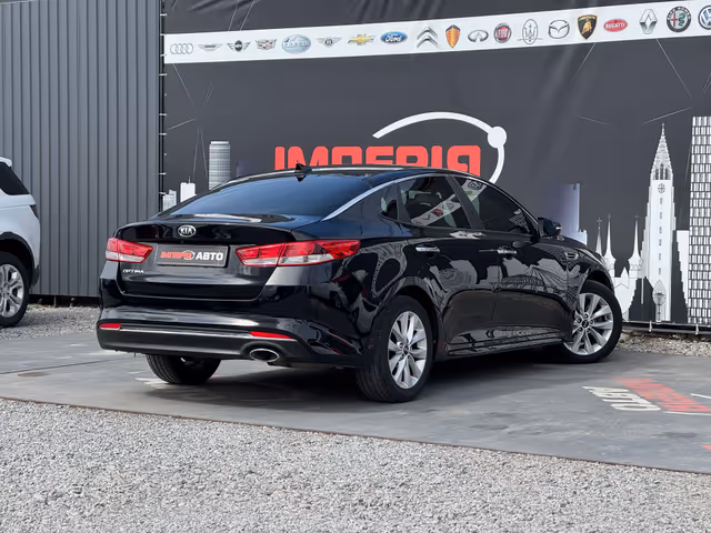 Kia Optima - фото 5