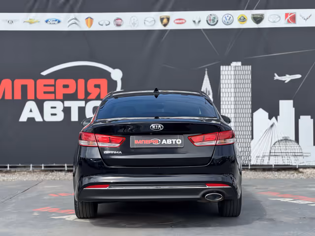 Kia Optima - фото 4