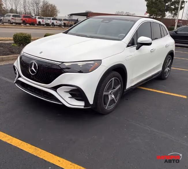 Mercedes-Benz EQE SUV - фото 1