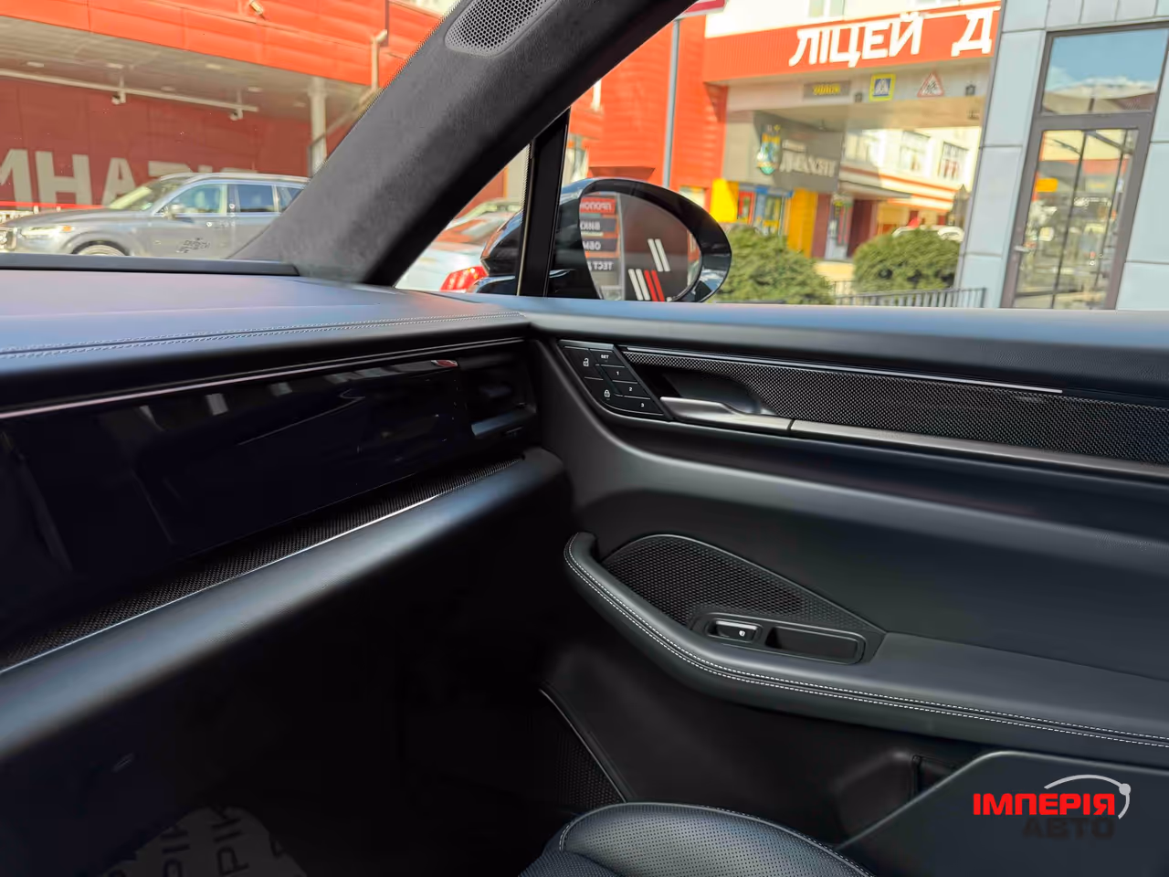 Porsche Macan - фото 50