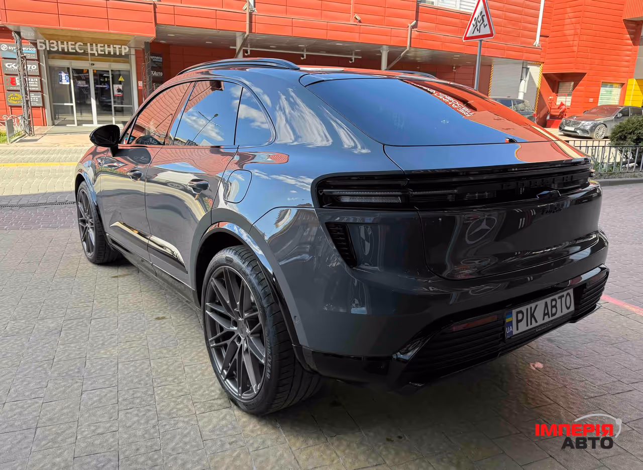 Porsche Macan - фото 12