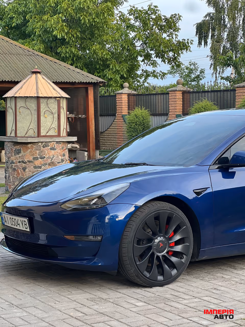 Tesla Model 3 - фото 1