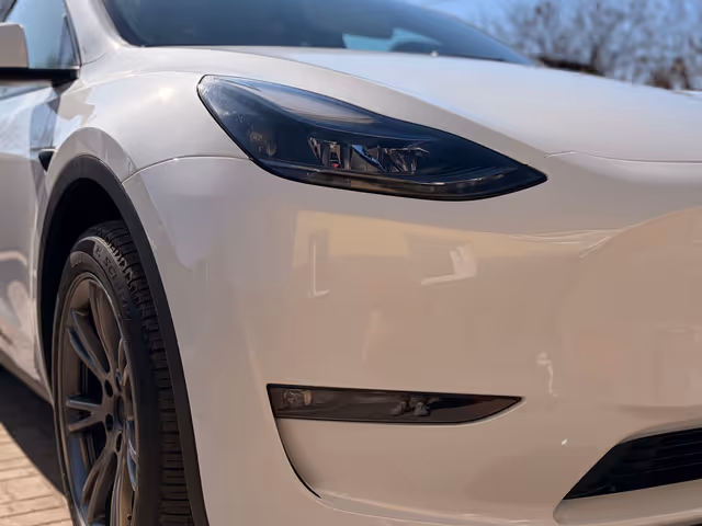 Tesla Model Y - фото 4