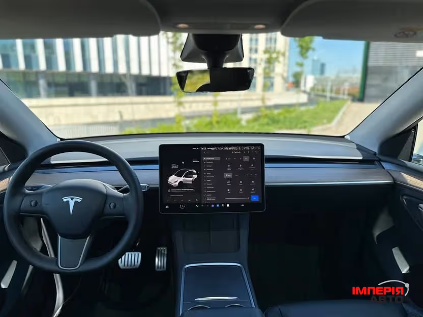 Tesla Model Y - фото 6